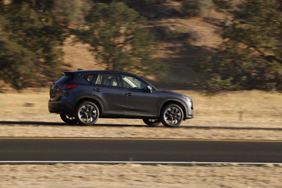  Mazda CX-5 2015 года  (US) (фото 21 из 71)